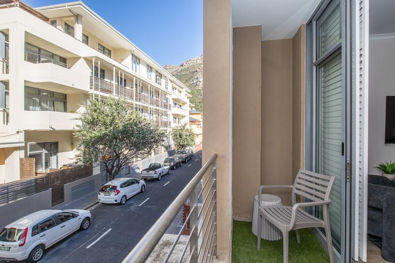 To Let 1 Bedroom Property for Rent in Muizenberg Western Cape